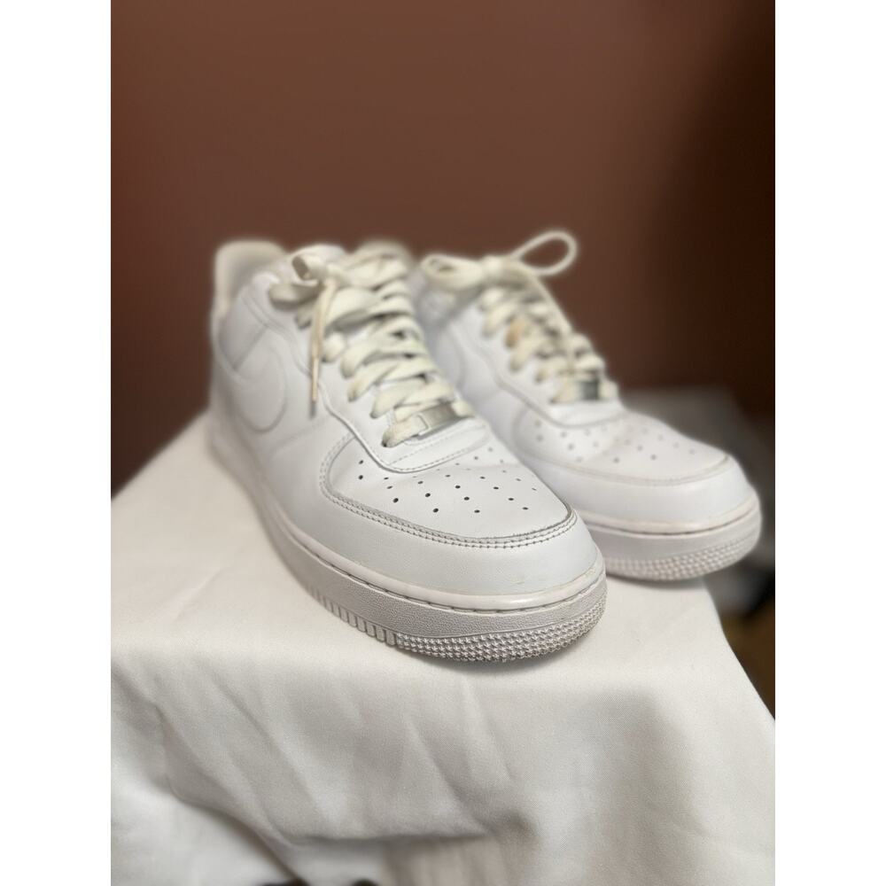 Nike Men’s Air Force 1 Size 10.5